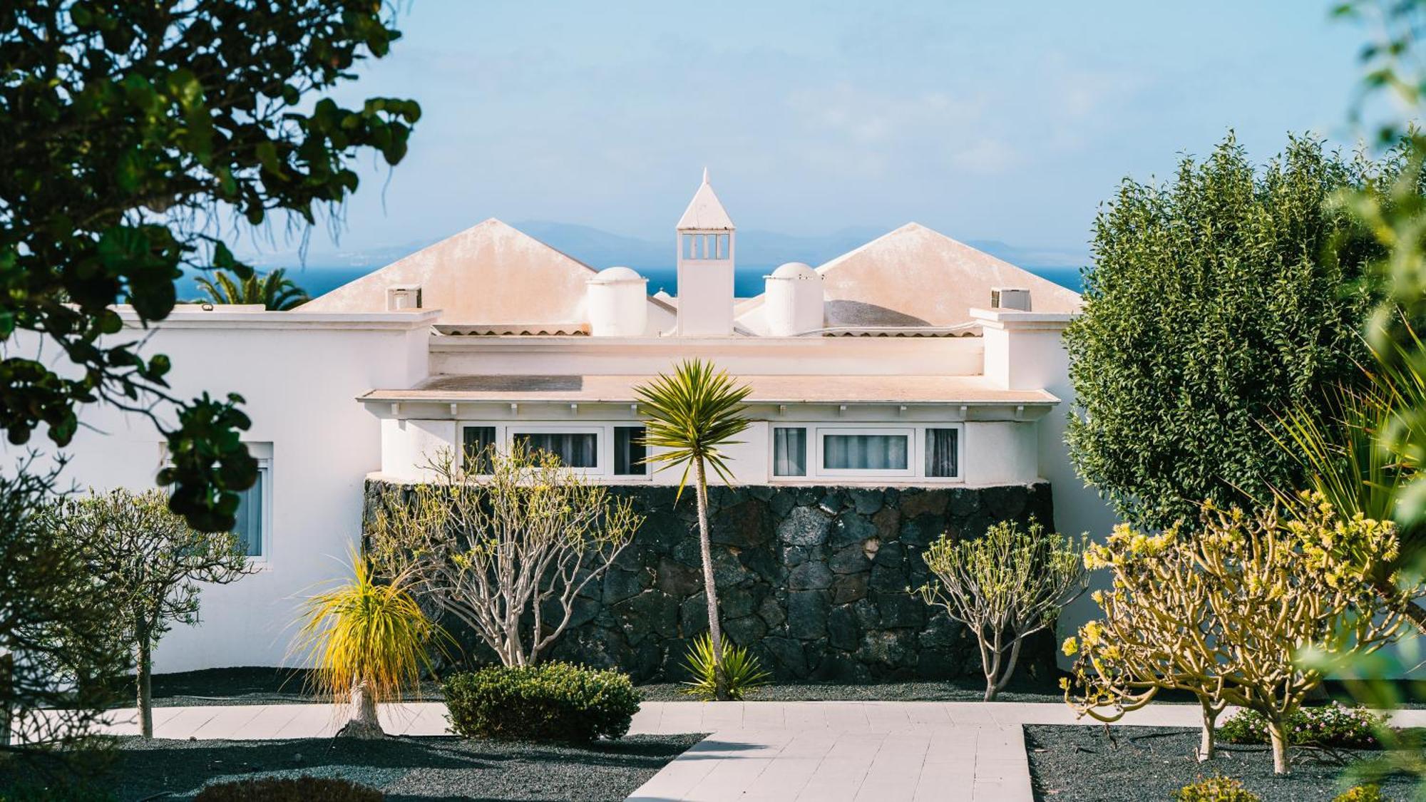 Labranda Alyssa Suite Hotel Playa Blanca  Exterior photo