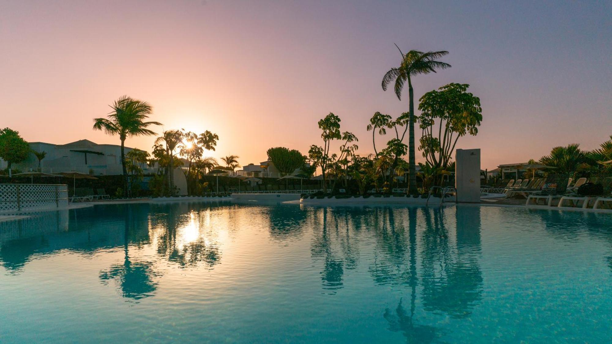 Labranda Alyssa Suite Hotel Playa Blanca  Exterior photo